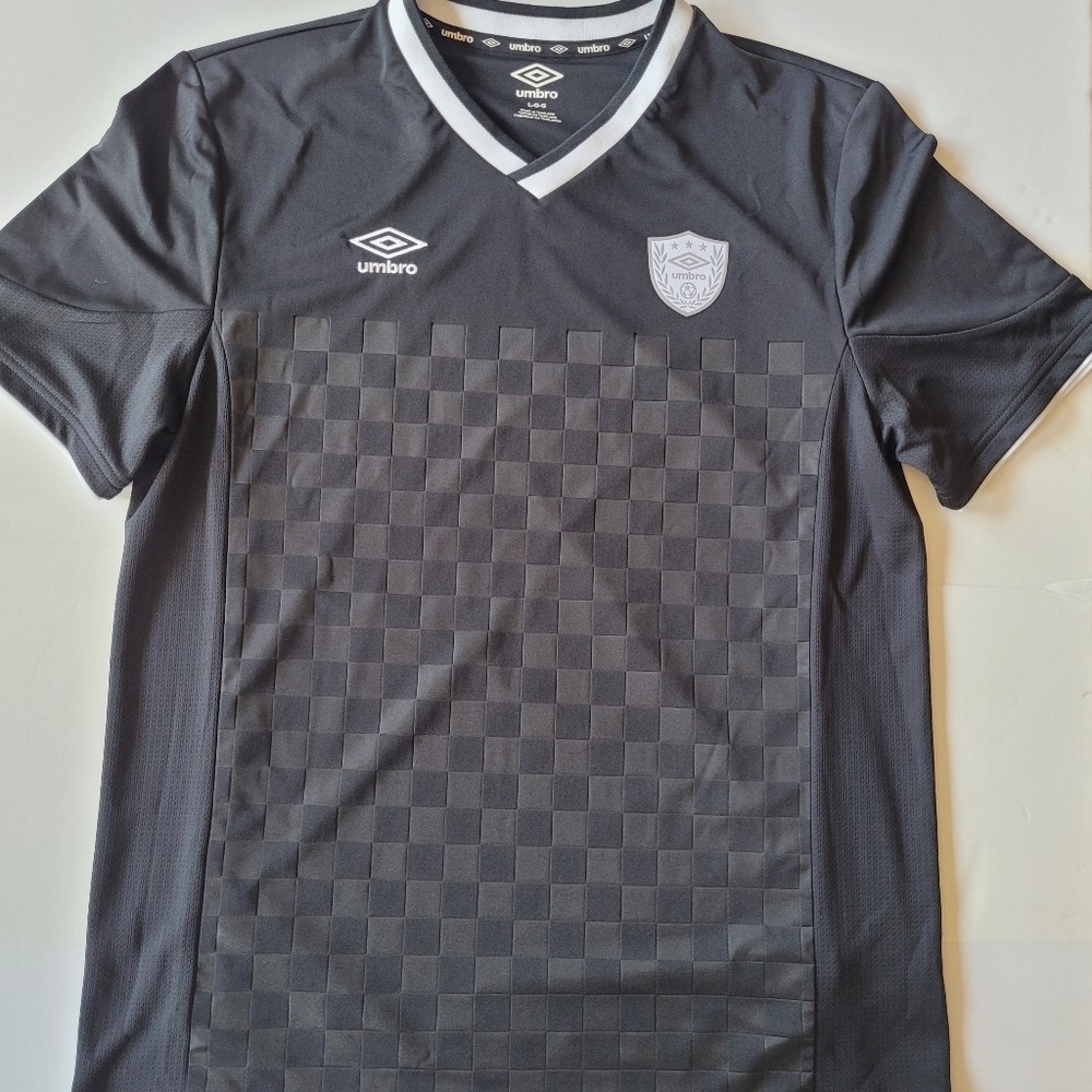 Umbro Black Jersey with Geometric Pattern